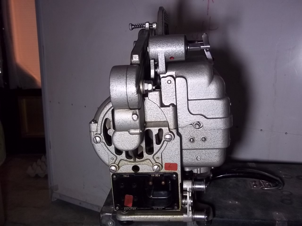 eski sinema makinesi 1968