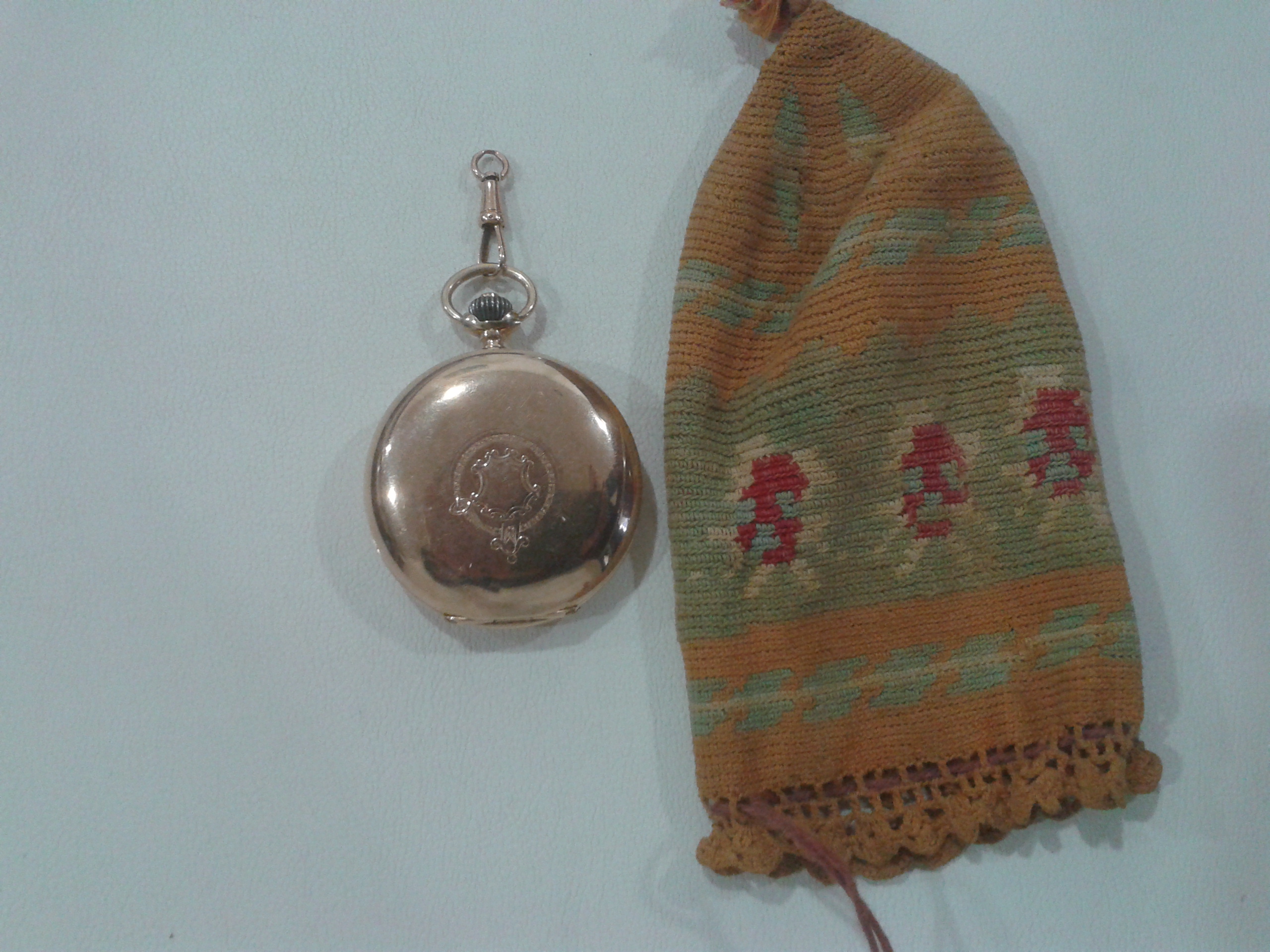 antika saat tam altın