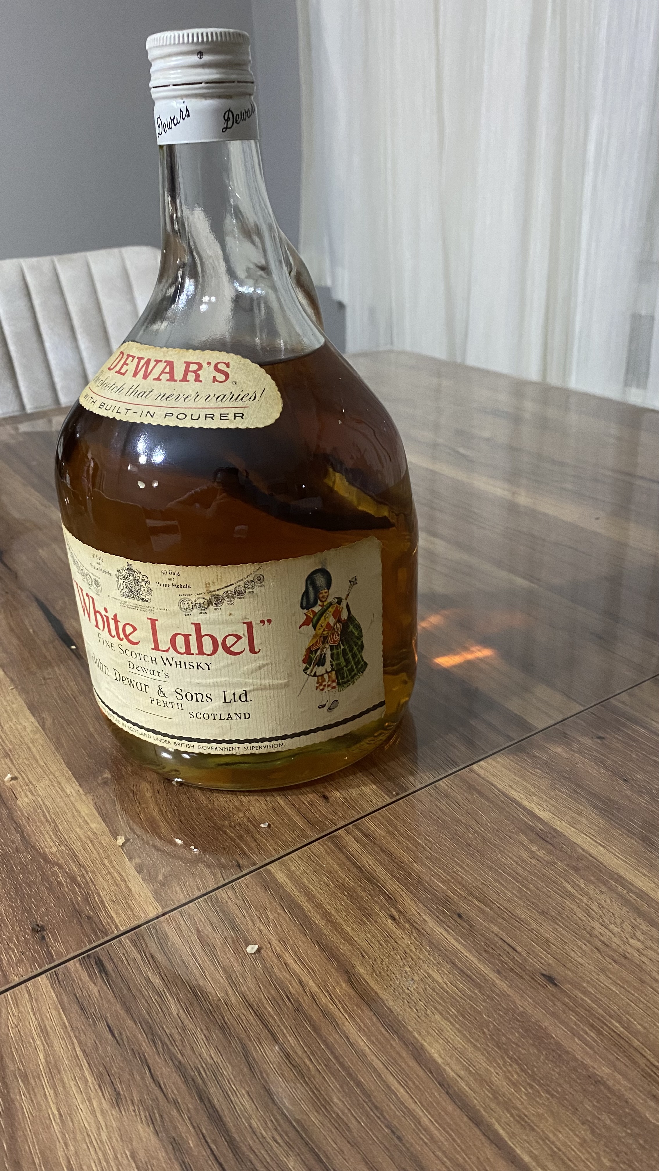Dewar’s White Label Fıne Scoty Whisky