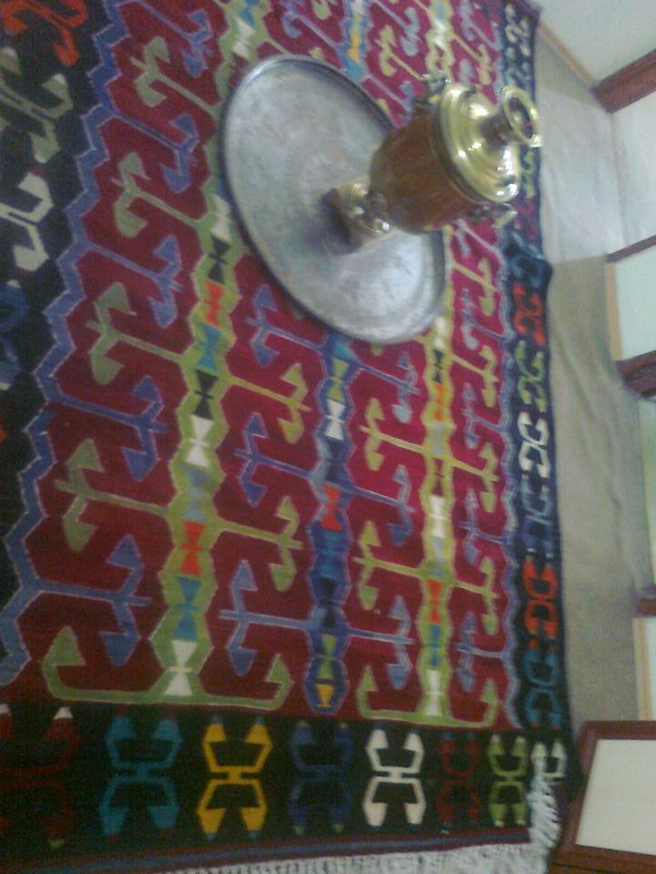 Antika bakır sini