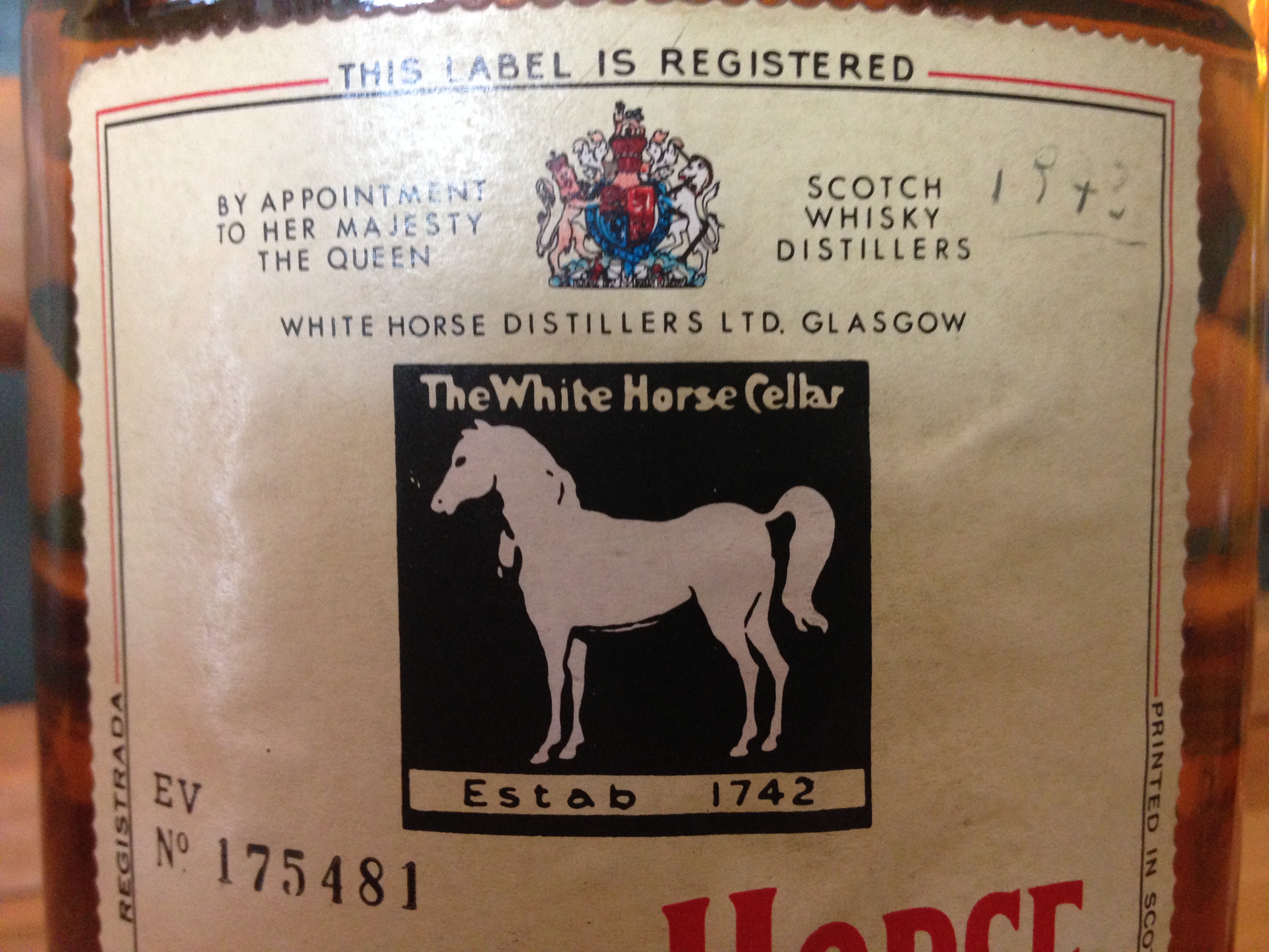 45 YILLIK 3 LİTRELİK ANTİKA WHİTE HORSE
