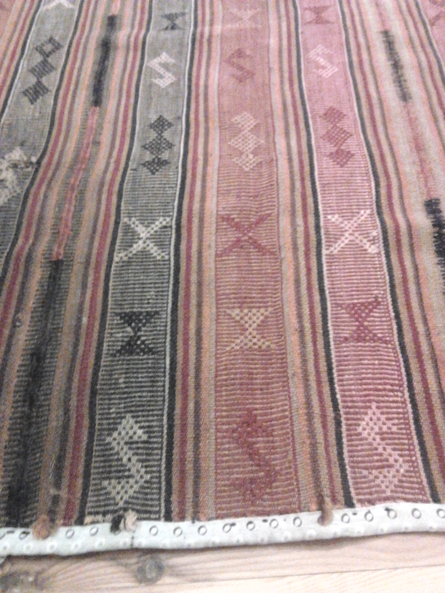Antika Kilim