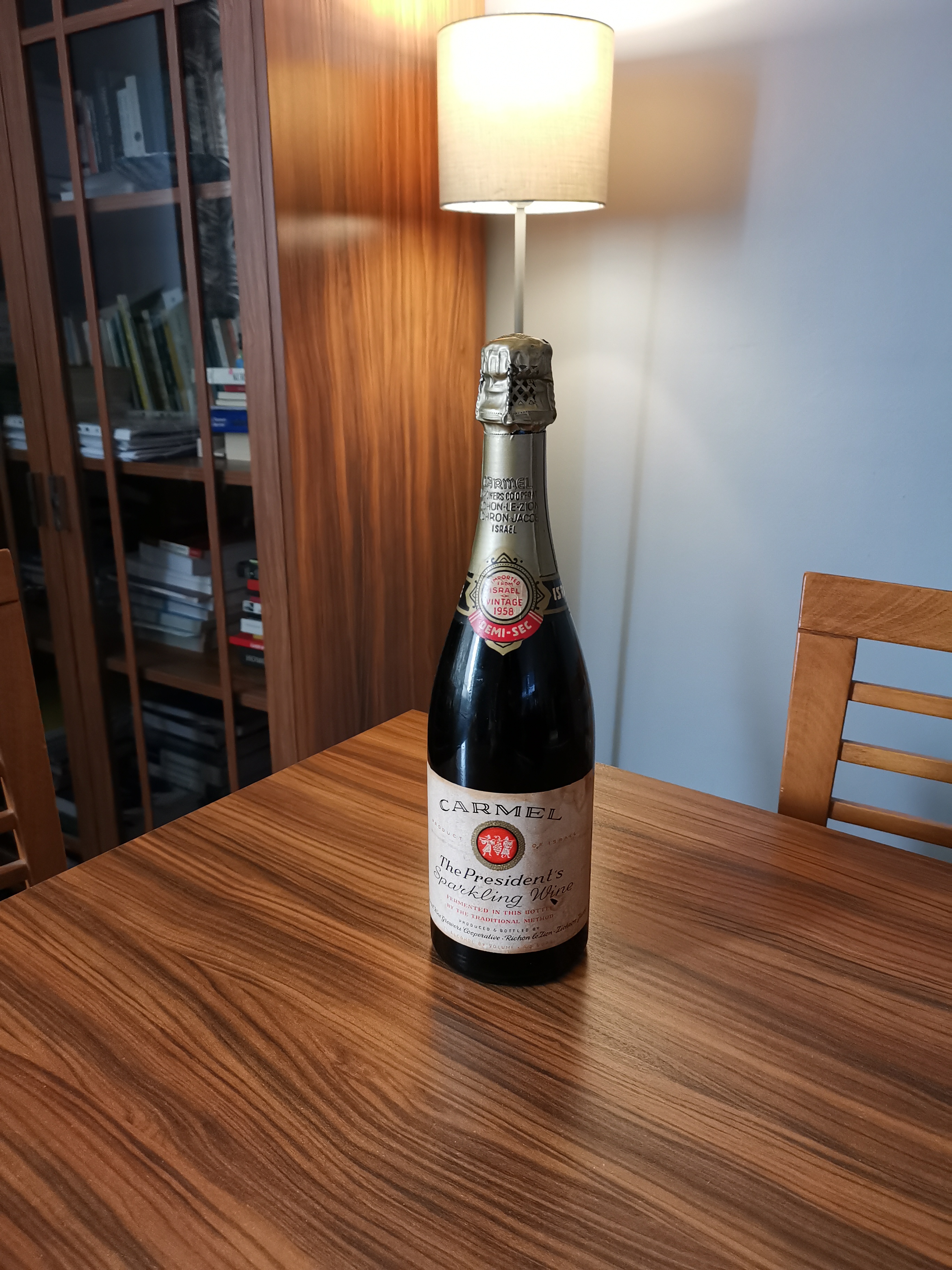Carmel Sparkling Wine 1958,israel