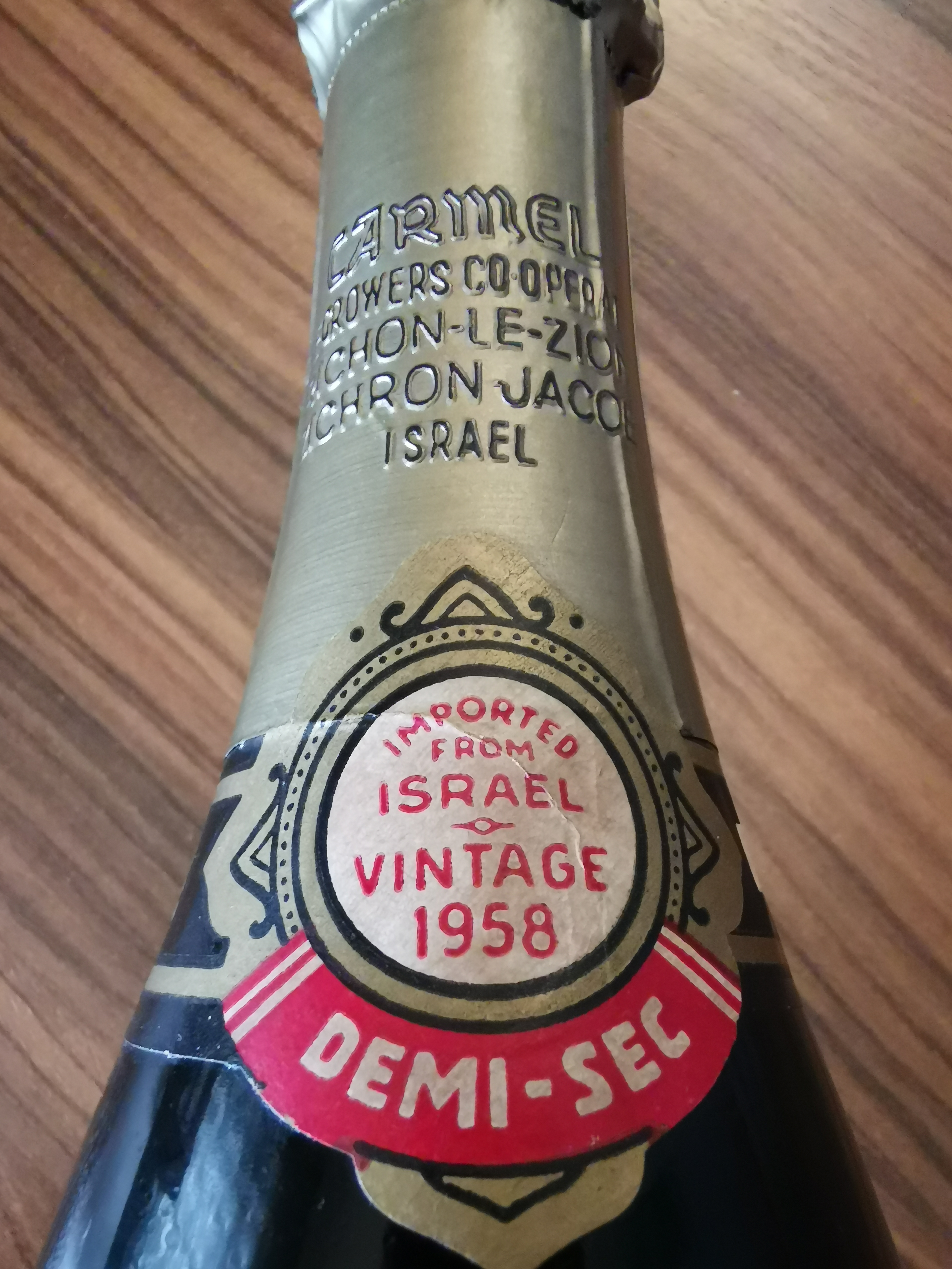 Carmel Sparkling Wine 1958,israel