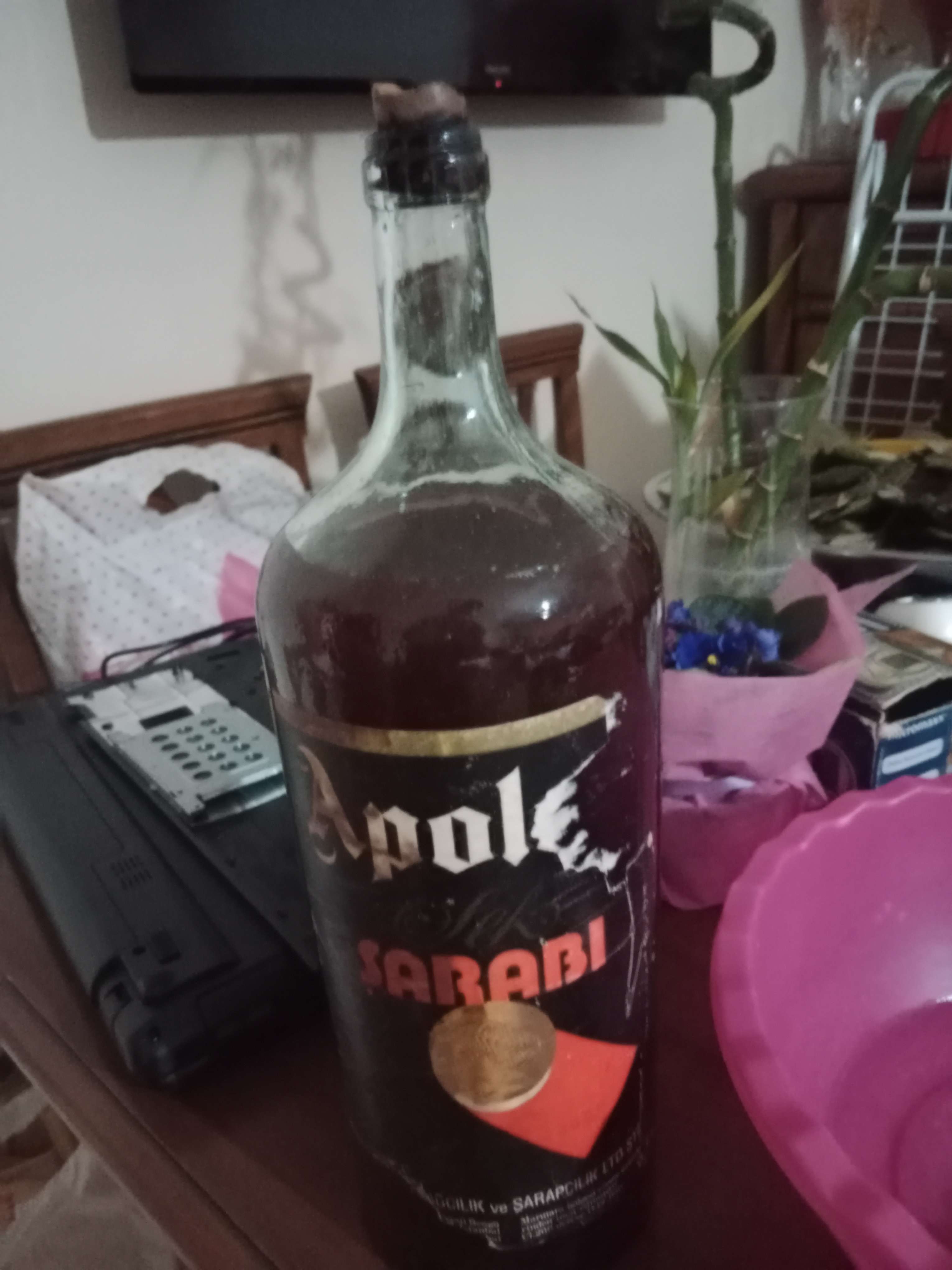 Apole