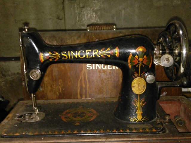 Singer dikiş makinesi antika