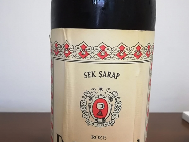 1988 Dolluca Sek Şarap ( Roze )