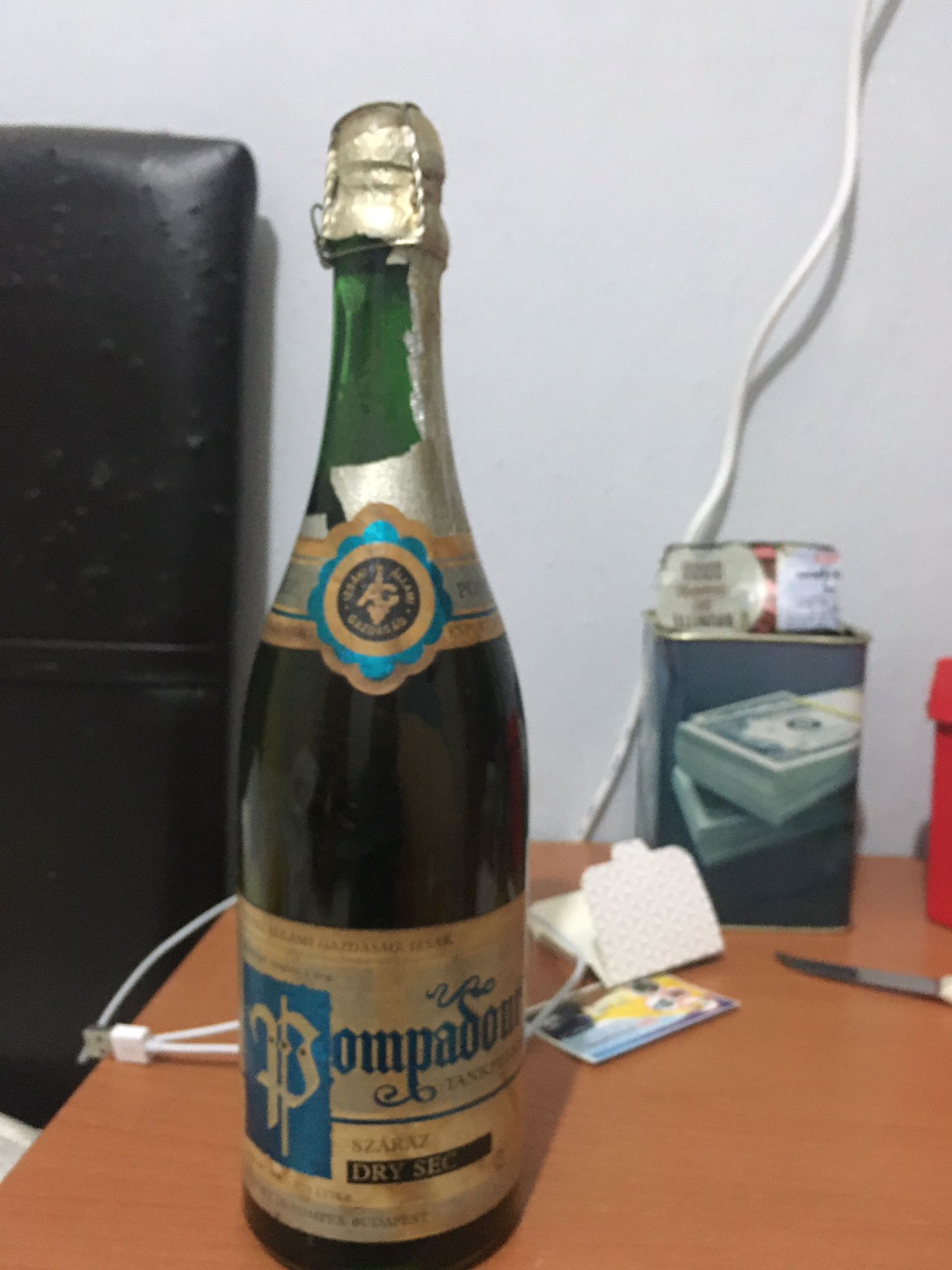 POMPADOUR ŞAMPANYA